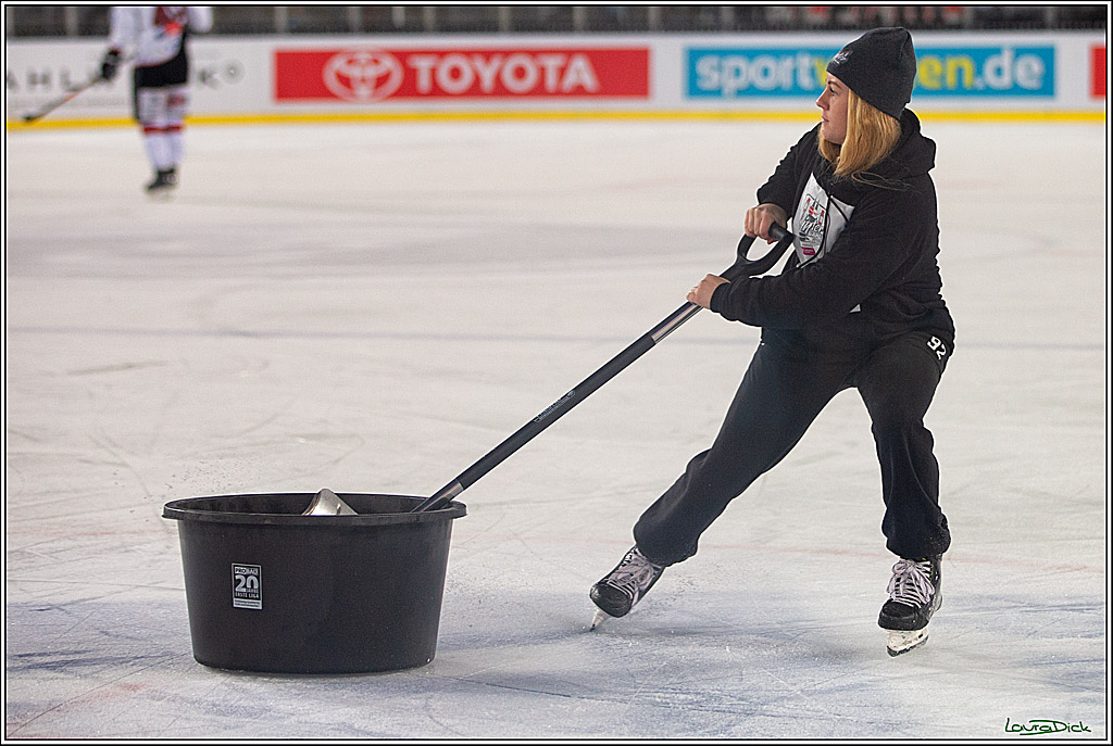 PENNY DEL; Koelner Haie- Fischtown Pinguins; Koeln, 22.12.2022